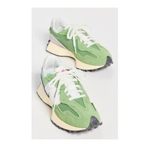 NEW BALANCE NWOB 327 Sneaker Suede Light Green Gray U327WRD Women's 10.5